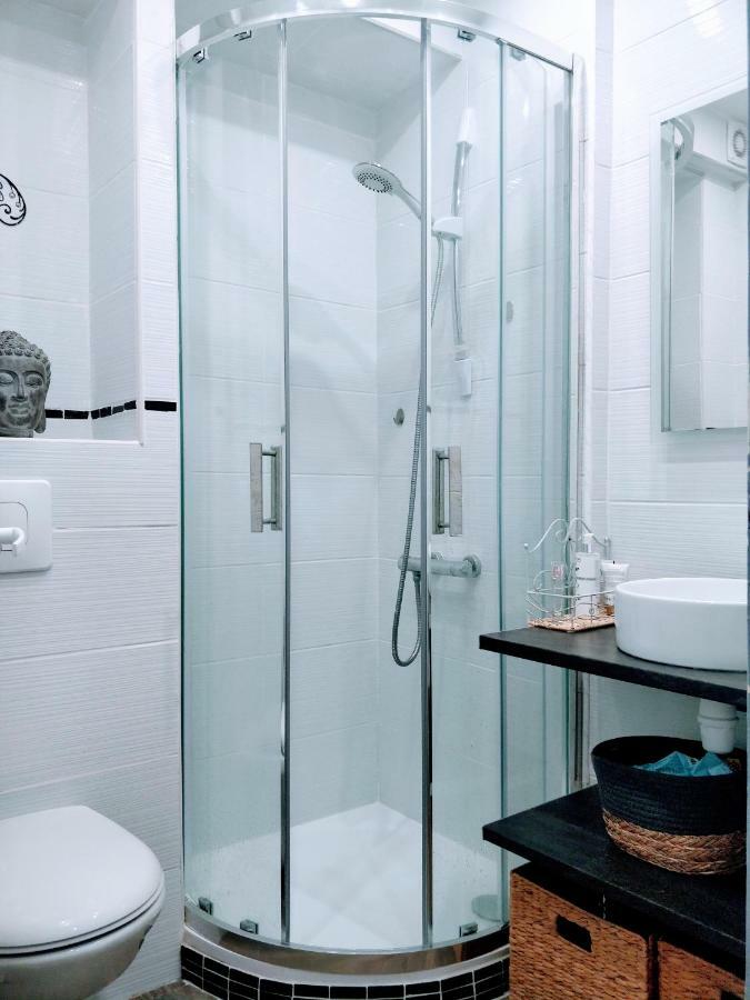 Residence Le Neptuna T2 Direct Plage Wifi Clim 아그 외부 사진